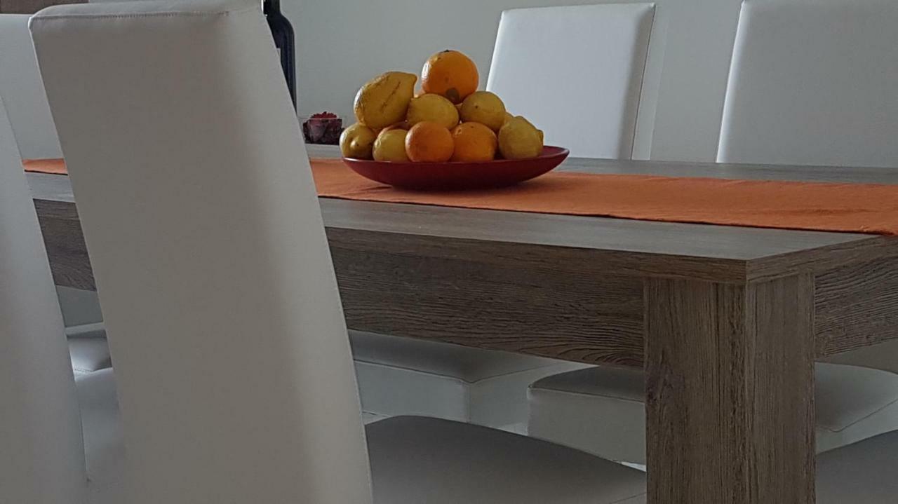Loft Baia Di Giardini Apartment Екстериор снимка